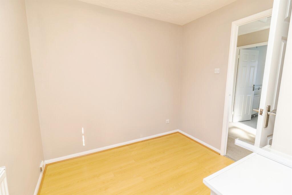 Middle Green, Leighton Buzzard - Image 14