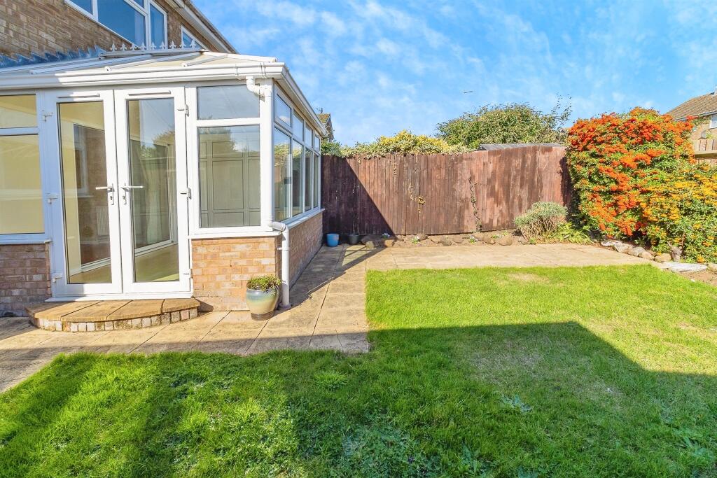 Middle Green, Leighton Buzzard - Image 16