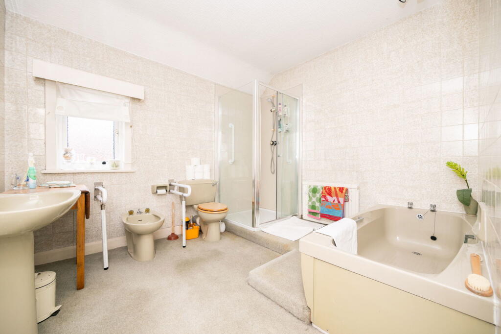 Carr Lane, Wakefield, WF2 6HJ - Image 20