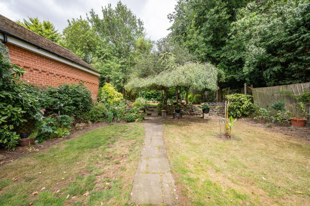 Carr Lane, Wakefield, WF2 6HJ - Image 35