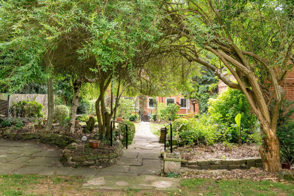 Carr Lane, Wakefield, WF2 6HJ - Image 37