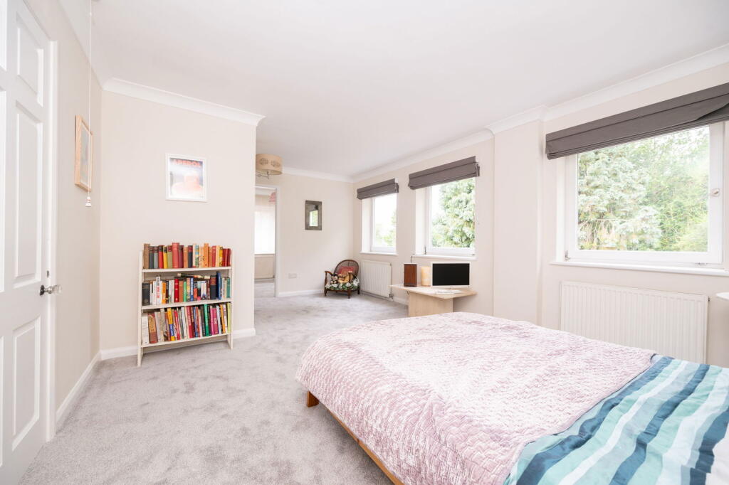 Carr Lane, Wakefield, WF2 6HJ - Image 5