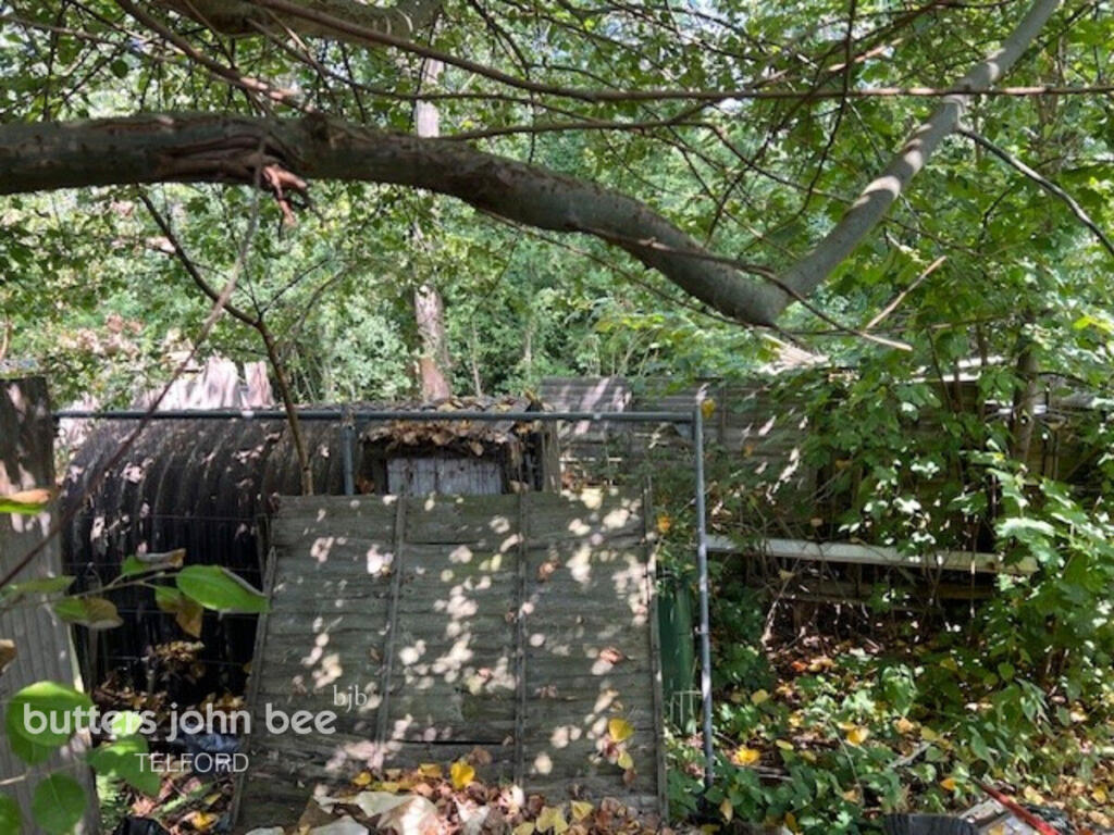 Hilltop Road, Telford - Image 3