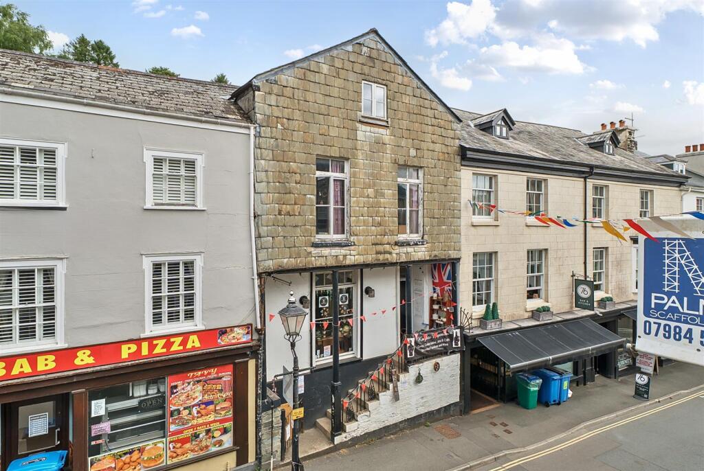 View property at West Street, Tavistock