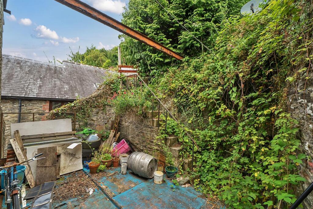 West Street, Tavistock - Image 13