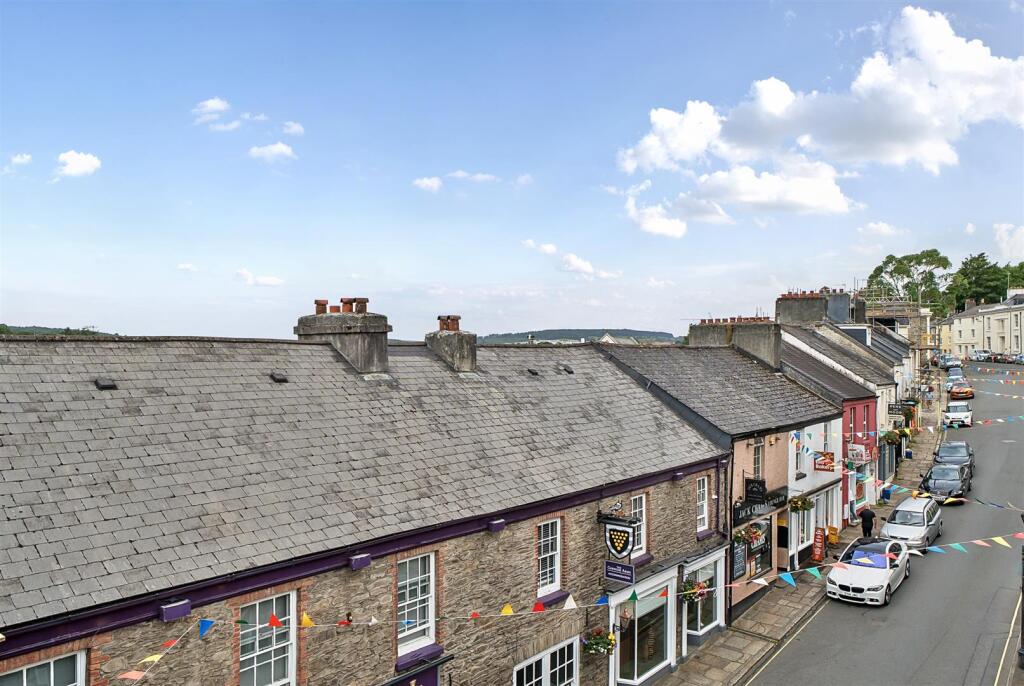 West Street, Tavistock - Image 15