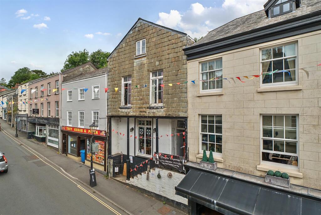 West Street, Tavistock - Image 17