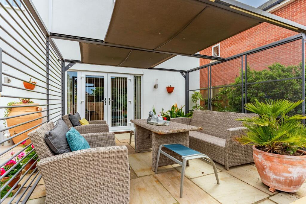 North Road, Ormesby - Image 25