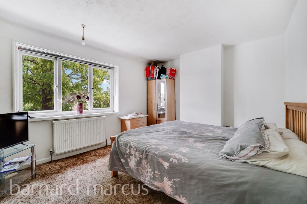 St. Helier Avenue, Morden - Image 7