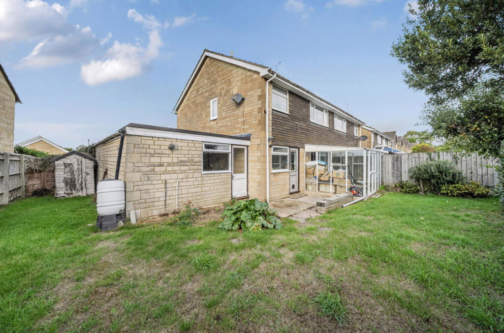 Aldsworth Close, Fairford, Gloucestershire, GL7 - Image 2