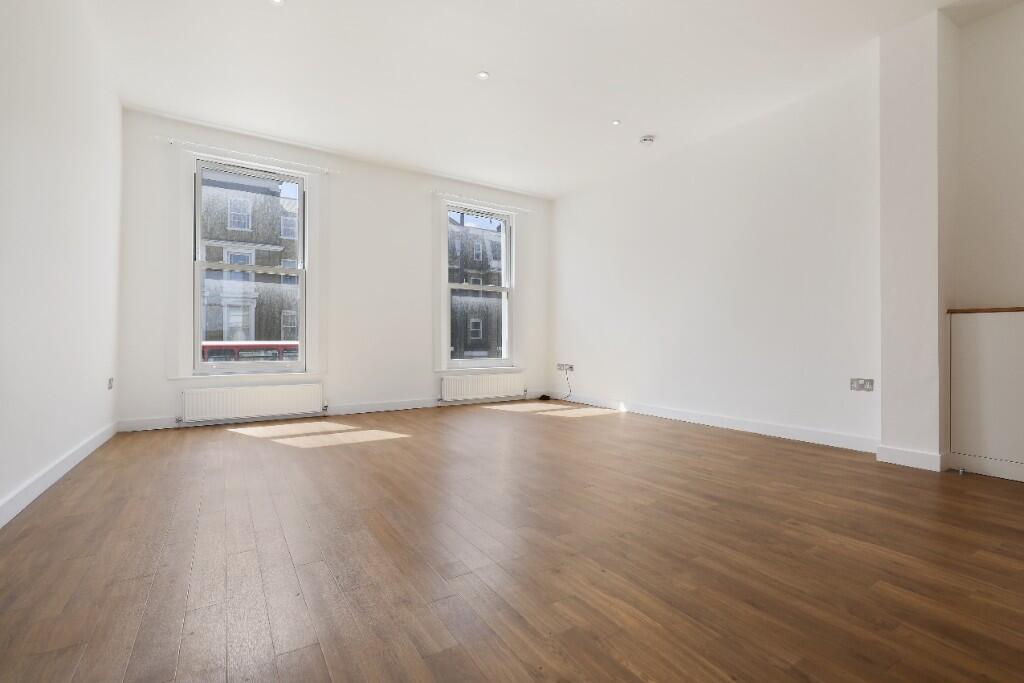 New Cross Road, London, SE14 - Image 20