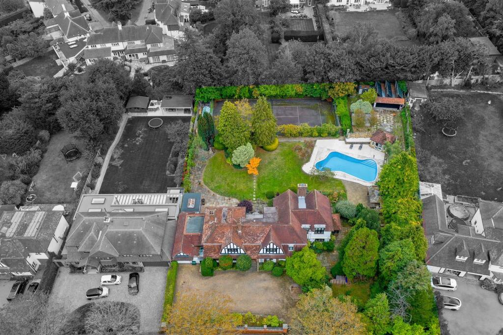 The Highway, South Sutton, SM2 - Image 19