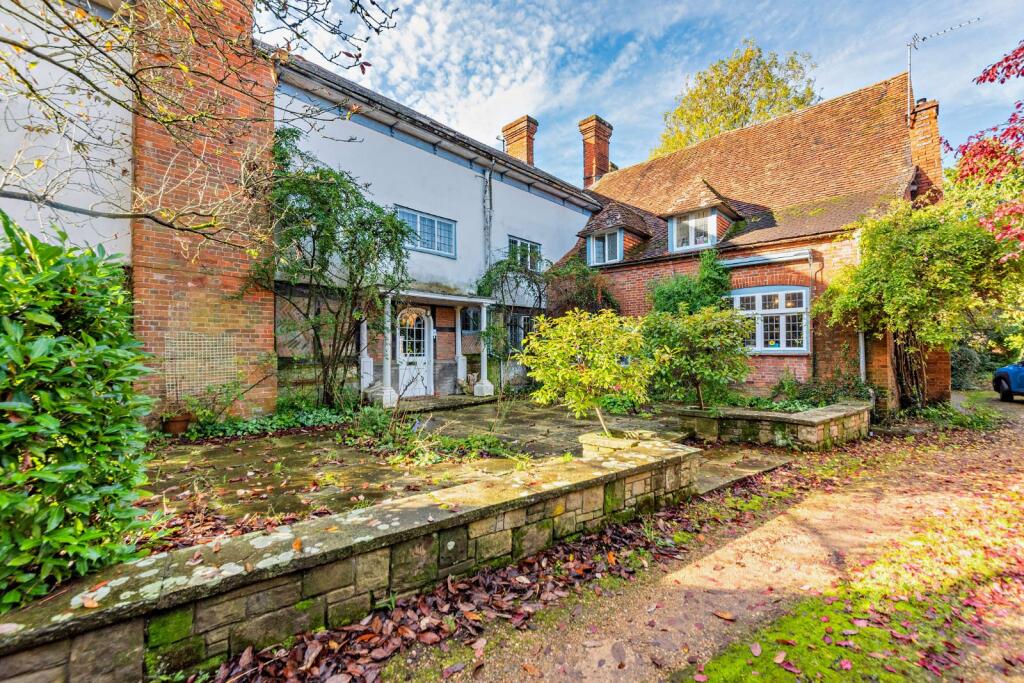 Sutton Courtenay, Oxfordshire - Image 6