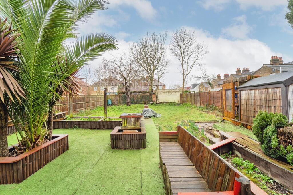 Rossindel Road, Hounslow, TW3 - Image 4