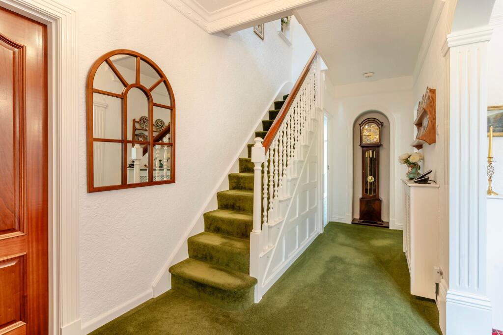 Glasllwch Lane, Newport, NP20 - Image 2