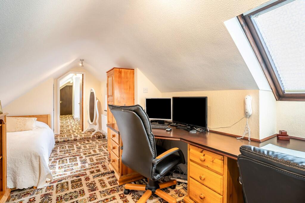 Glasllwch Lane, Newport, NP20 - Image 20