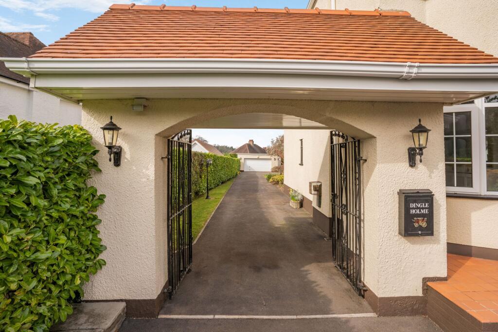 Glasllwch Lane, Newport, NP20 - Image 25