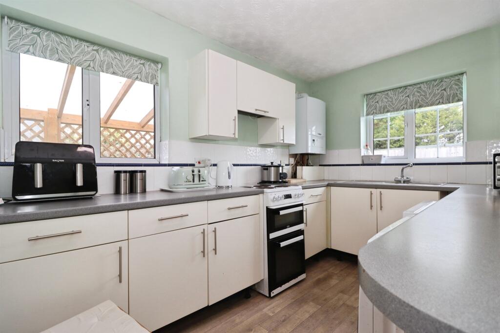 Whiteway Road, Bristol - Image 3