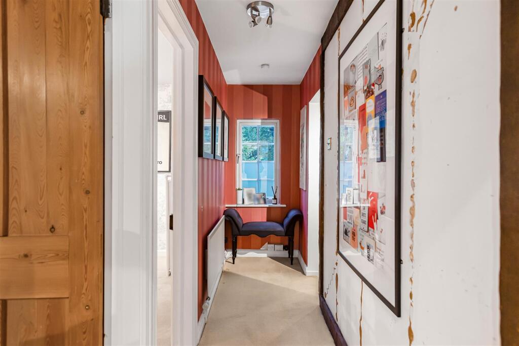 High Road, Essendon - Image 19