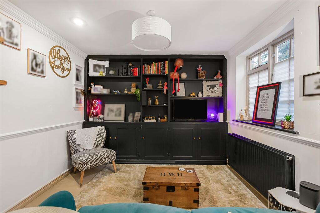 High Road, Essendon - Image 7