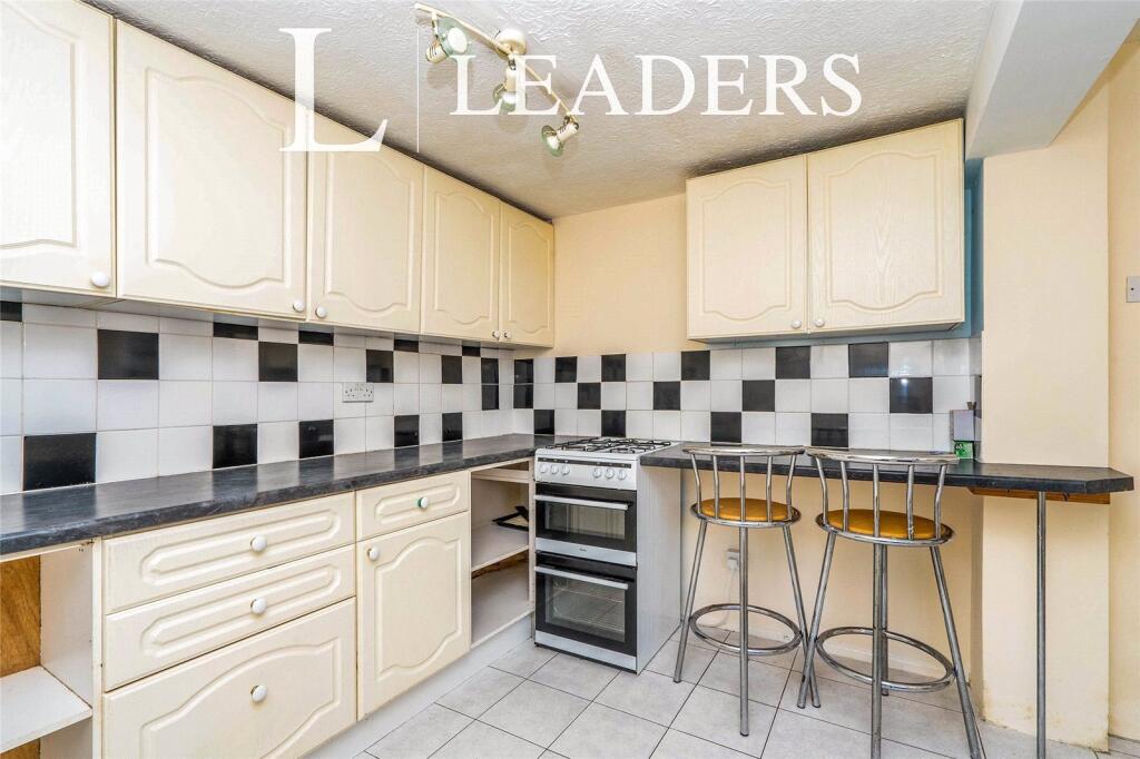 Leonard Road, Gosport - Image 3