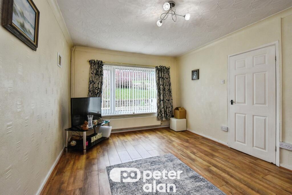 Boi Close, Mountain Ash - Image 9