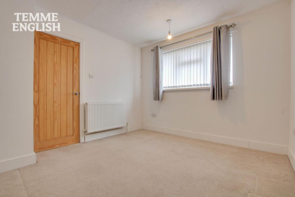 Gernons, Lee Chapel South, SS16 - Image 11