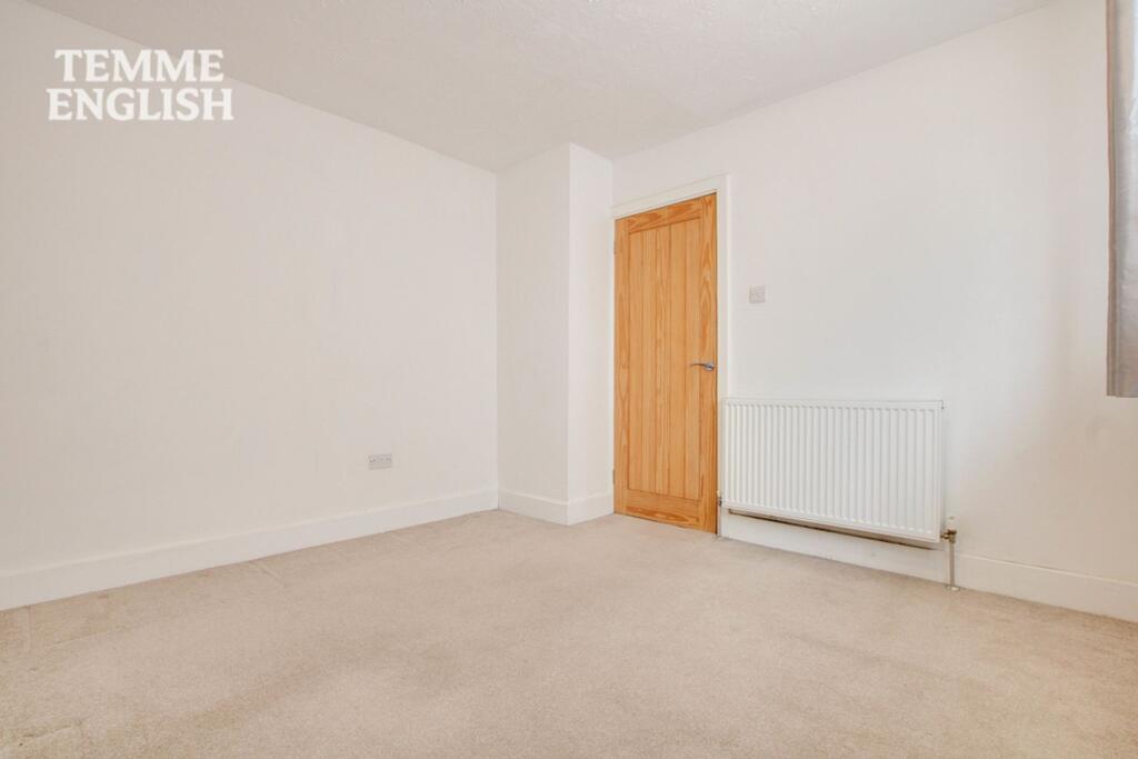 Gernons, Lee Chapel South, SS16 - Image 12