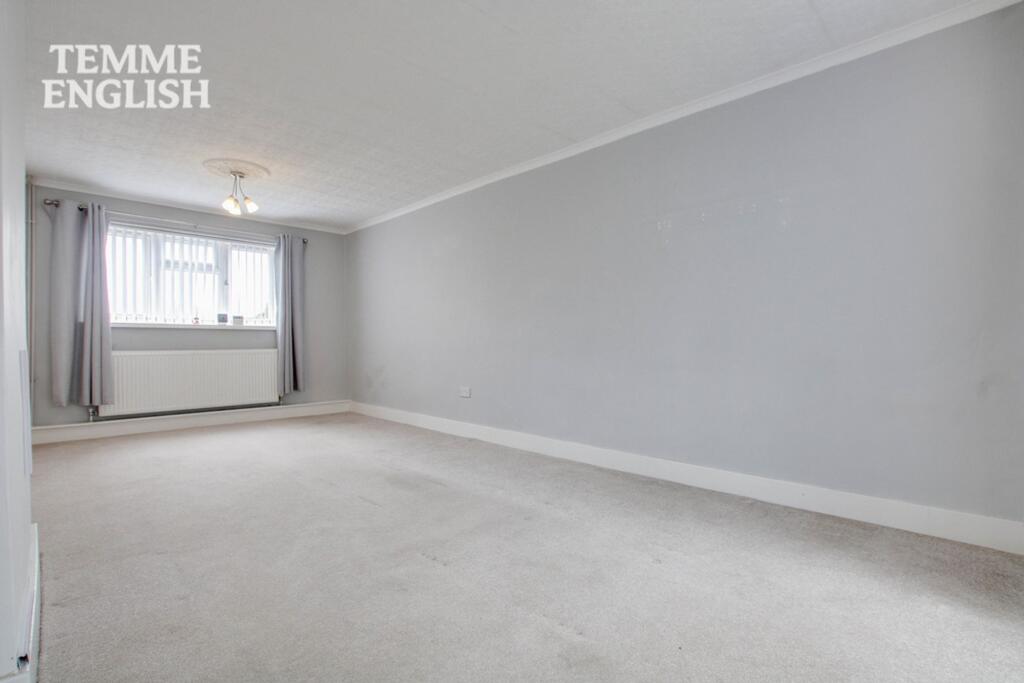 Gernons, Lee Chapel South, SS16 - Image 4