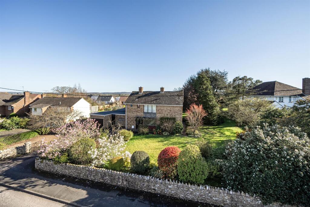 Jeffreys Way, Taunton - Image 13