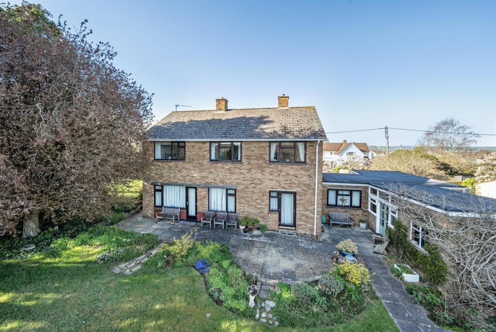 Jeffreys Way, Taunton - Image 14