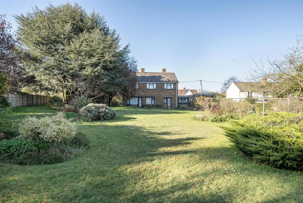 Jeffreys Way, Taunton - Image 28