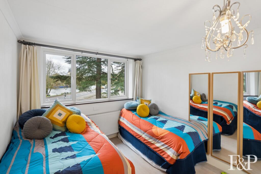 Ouseley Road, Old Windsor - Image 15