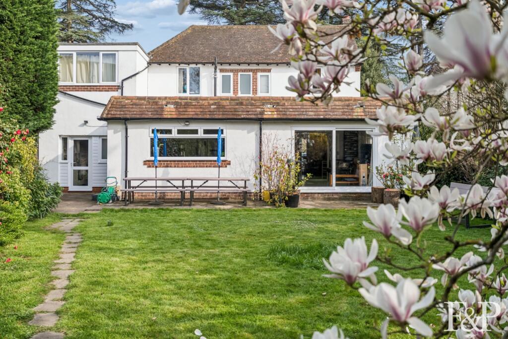 Ouseley Road, Old Windsor - Image 17