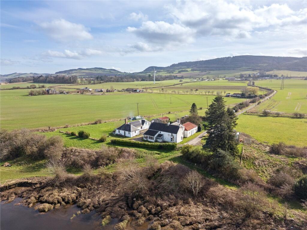 View property at Ferryfield House & Cottage, Newburgh, Cupar, Perthshire, KY14
