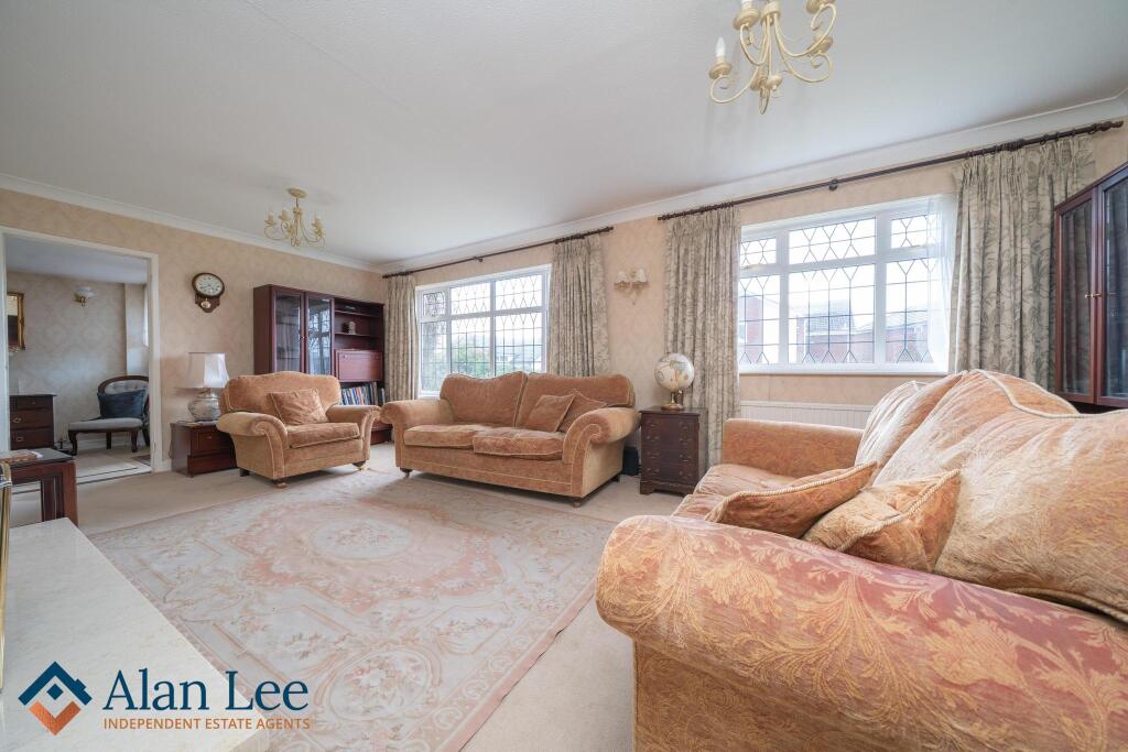 Coniston Way, Macclesfield, SK11 7XR - Image 2