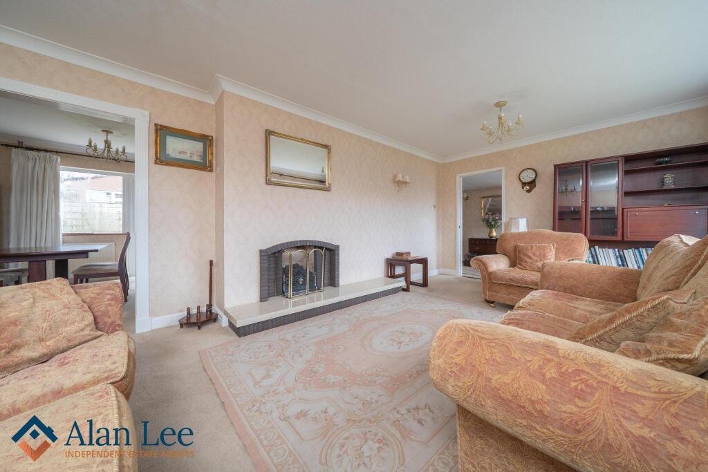 Coniston Way, Macclesfield, SK11 7XR - Image 3