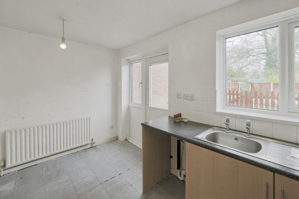 24 Gunn Close, Nottingham NG6 7DY - Image 7