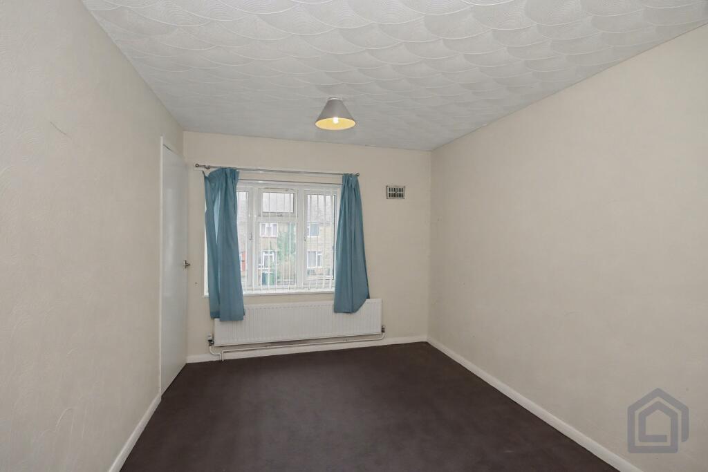 14 Saint Michael's Avenue, Wisbech, PE13 3NW - Image 11