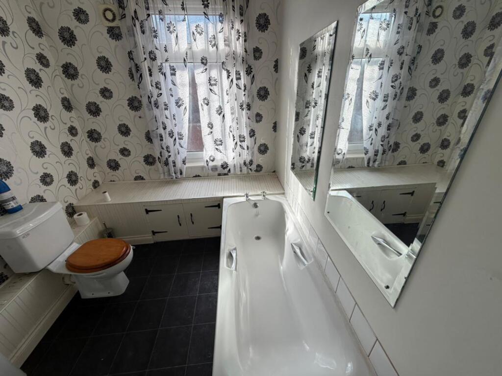 26 Alfred Street, Redcar, TS10 3HY - Image 23