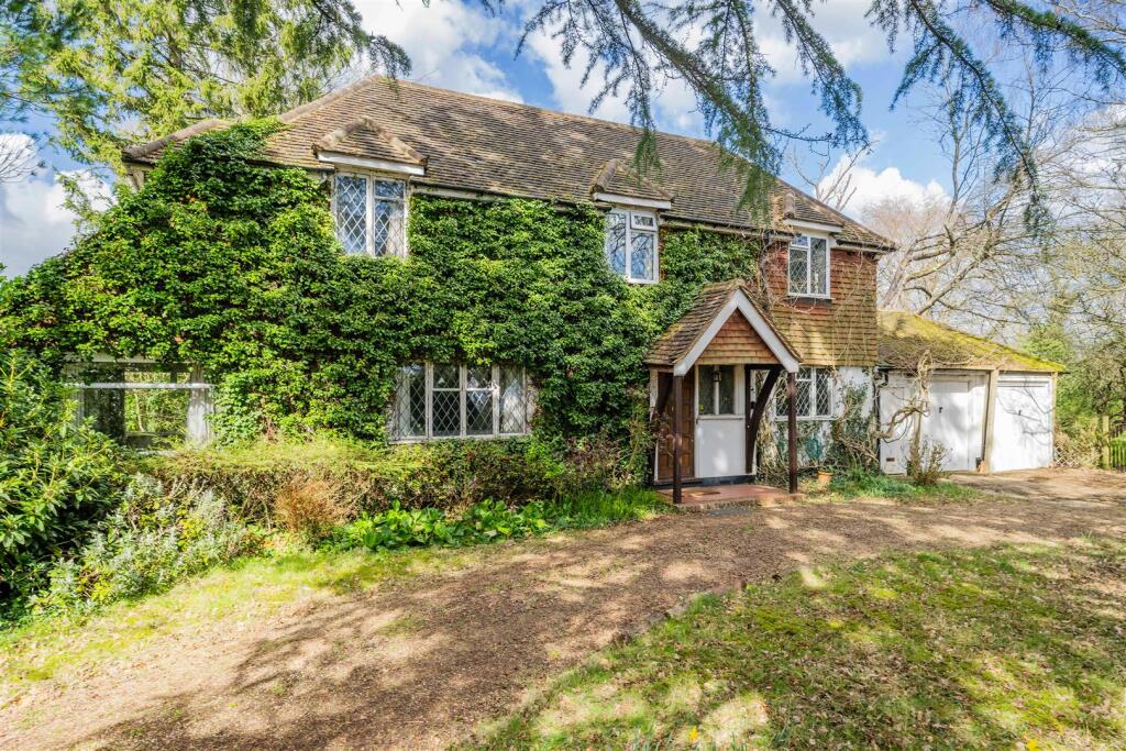 View property at Coulsdon Lane, Chipstead