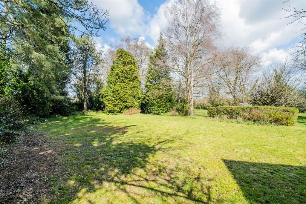 Coulsdon Lane, Chipstead - Image 20