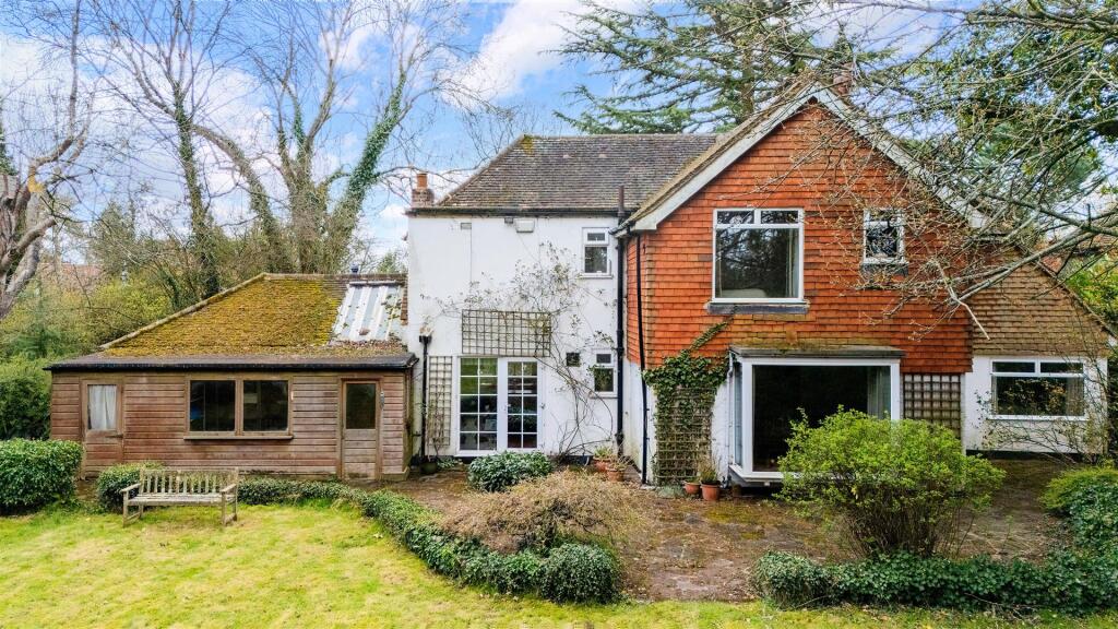 Coulsdon Lane, Chipstead - Image 22
