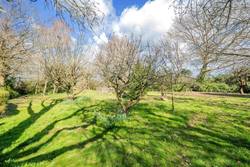 Coulsdon Lane, Chipstead - Image 23