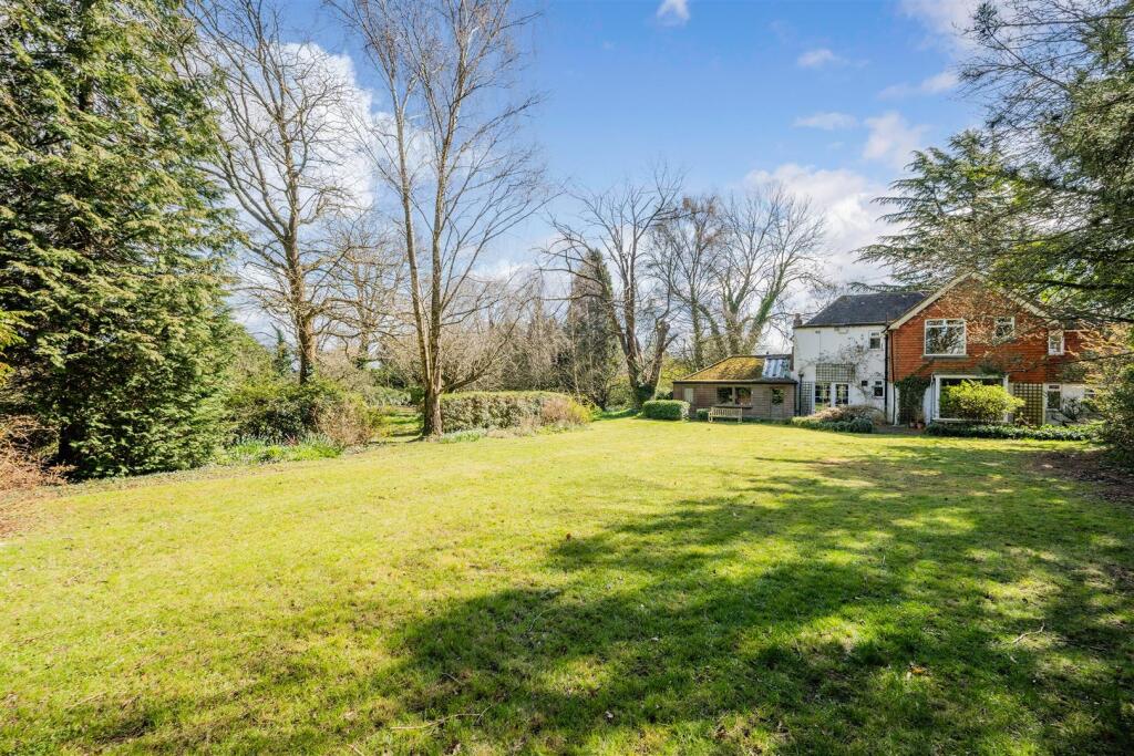 Coulsdon Lane, Chipstead - Image 26