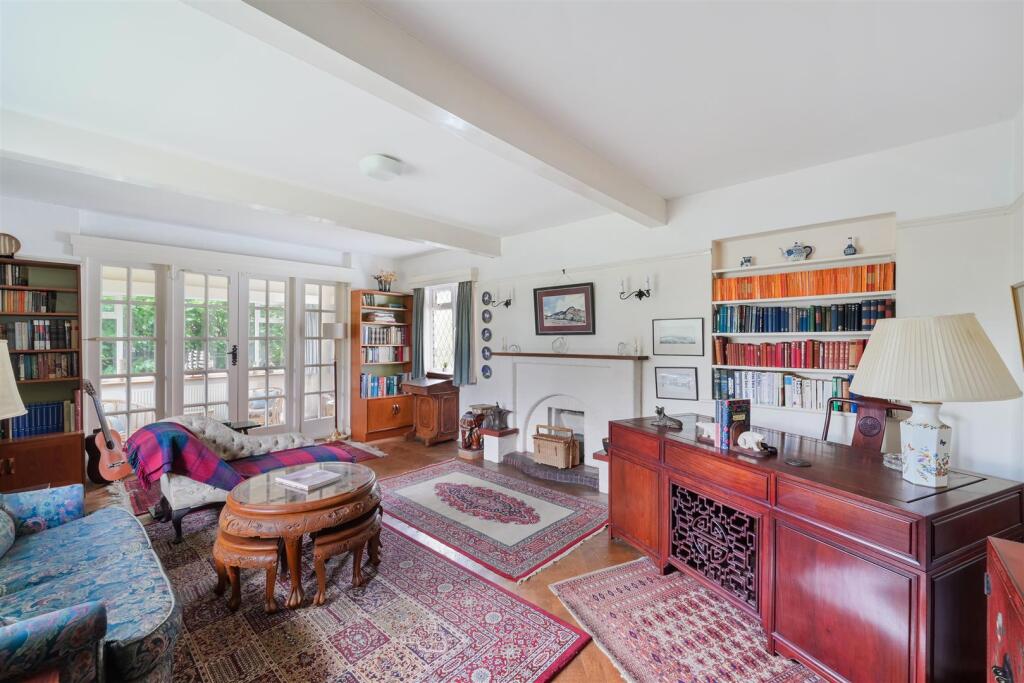 Coulsdon Lane, Chipstead - Image 3