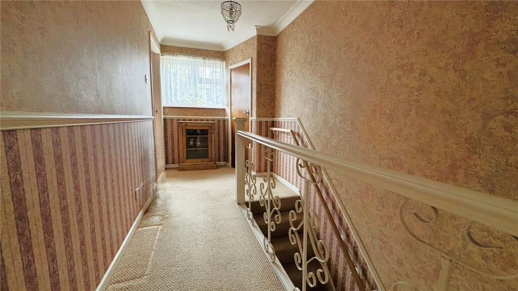 Yeoveney Close, Moor Lane, Staines-upon-Thames, Surrey, TW19 - Image 8