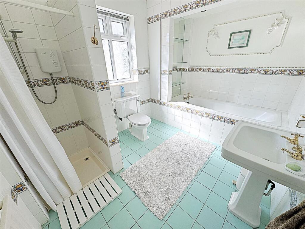 Sea Dyke Way, Marshchapel, Grimsby, Lincs, DN36 5UZ - Image 11