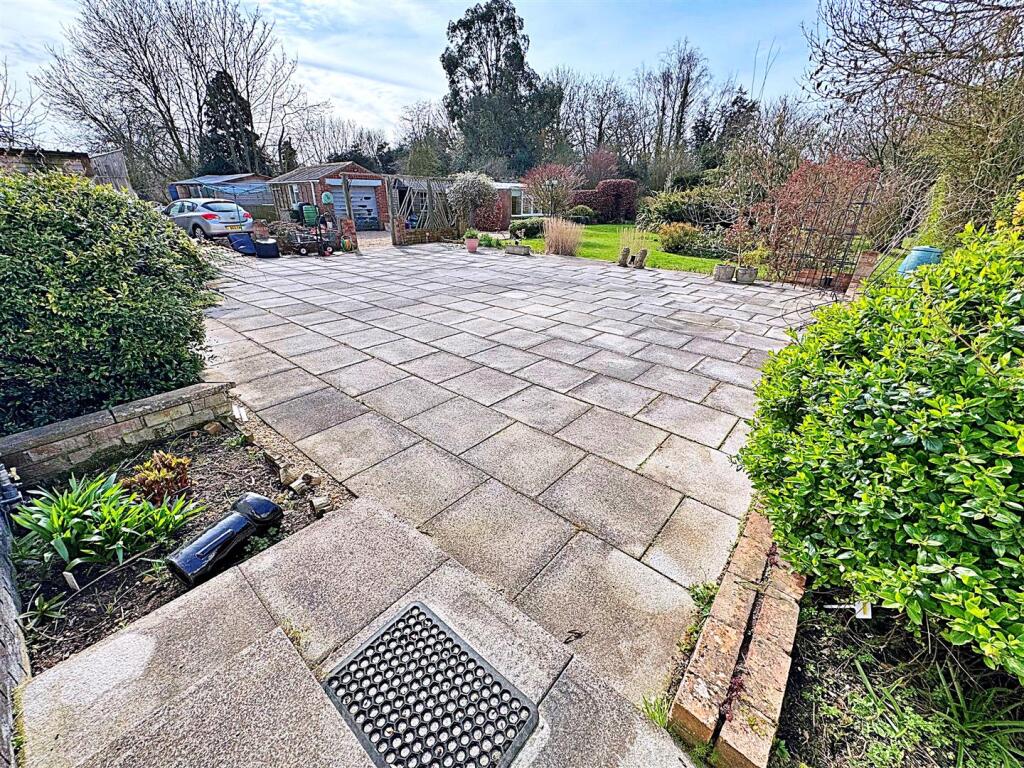 Sea Dyke Way, Marshchapel, Grimsby, Lincs, DN36 5UZ - Image 18