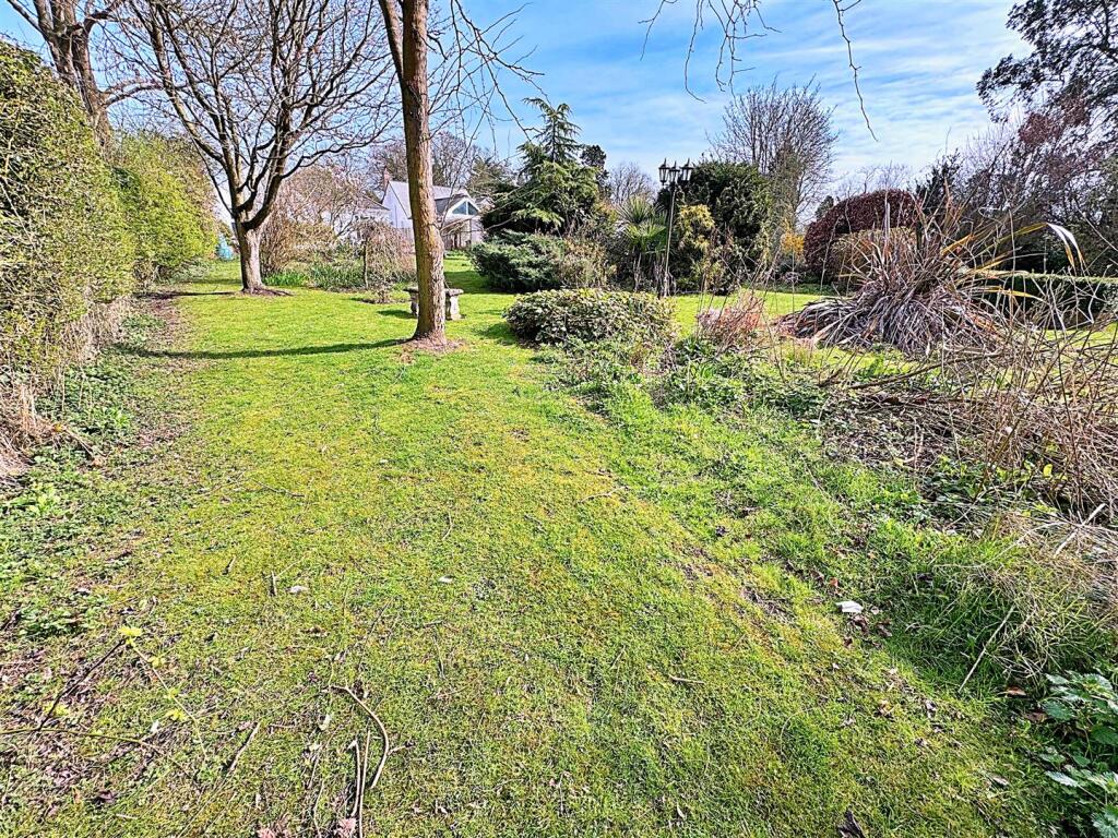 Sea Dyke Way, Marshchapel, Grimsby, Lincs, DN36 5UZ - Image 19